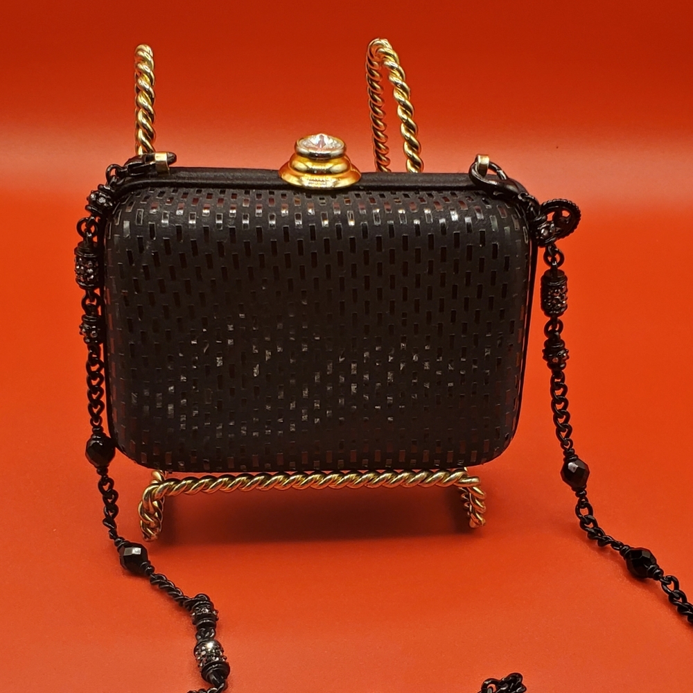 ST JOHN BEAUTIFUL BLACK  CLUTCH  MINI  EVENING BAG EMBELLISHED WITH PAILETTES .